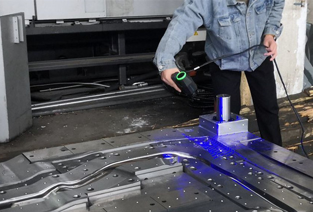 Трехмерный осмотр плесени