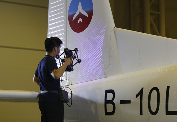 3D-сканер с оптическим отслеживанием и высокоскоростным 3D-сканированием